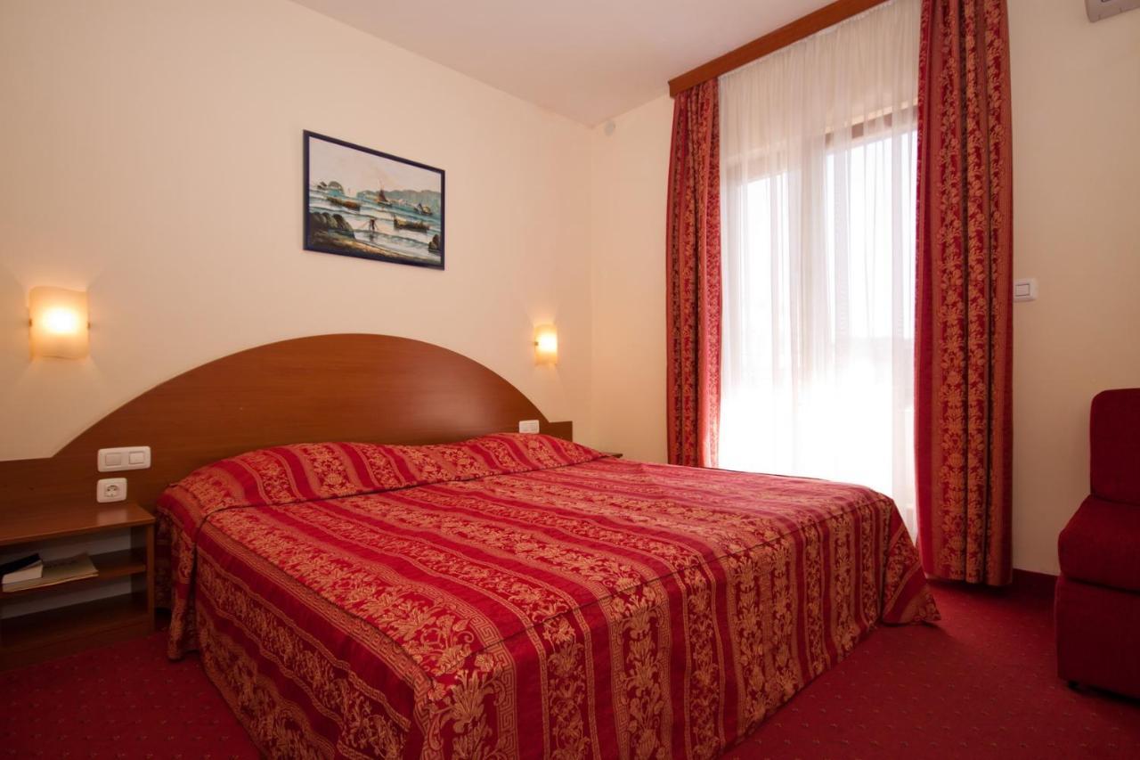 Meduza Szálloda 3*